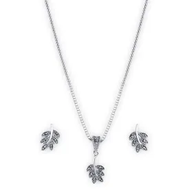 Enchanted Leafy Branch Pendant Set